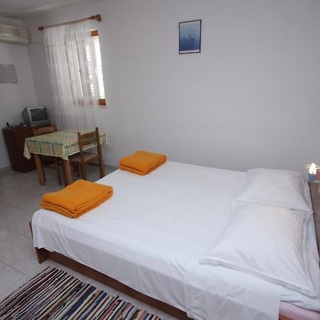 Apartments By The Sea Vis - 2470 Cameră foto